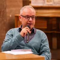 Клуб „Писмена“ започна десетата си годишнина с представянето на „Извън  кръга“ от Илко Димитров 3