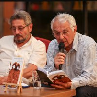 Иван Кулеков представи новата си книга „Имаме земя, имаме вода и си правим кал“ 6
